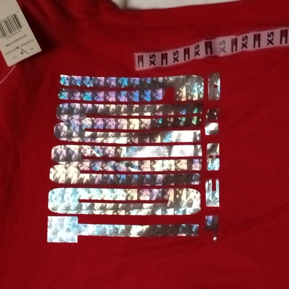 Top - Picture 2 of 3